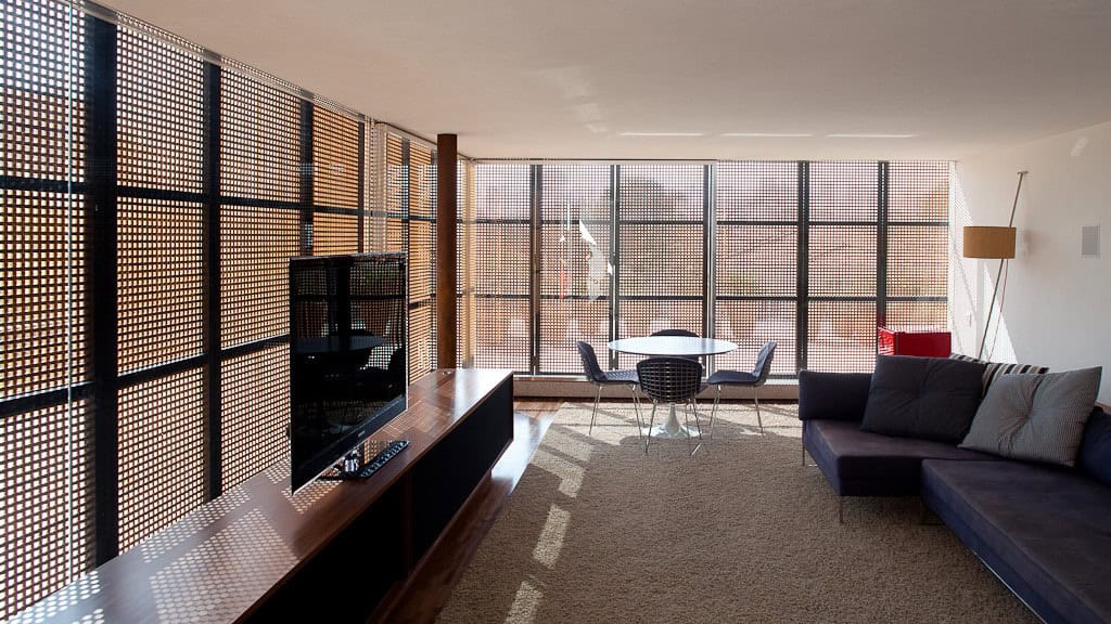 House 6 by Studio MK27: A Contemporary Reinterpretation of the Brazilian Veranda House 6 by Studio MK27: A Contemporary Reinterpretation of the Brazilian Veranda