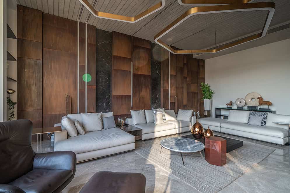 Overlapping Volumes Residence by Urban Zen in Banjara Hills, Hyderabad Overlapping Volumes Residence by Urban Zen in Banjara Hills, Hyderabad