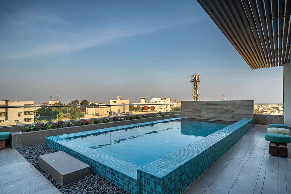 Overlapping Volumes Residence by Urban Zen in Banjara Hills, Hyderabad Overlapping Volumes Residence by Urban Zen in Banjara Hills, Hyderabad