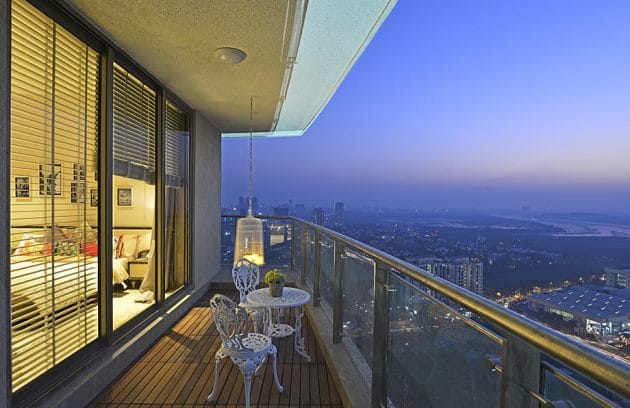 Pinnacle House by Aum Architects in Mumbai, India