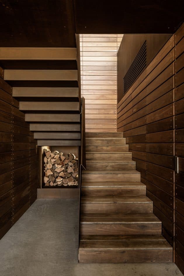 St. Andrews Beach Villa by Woods Bagot in Victoria, Australia