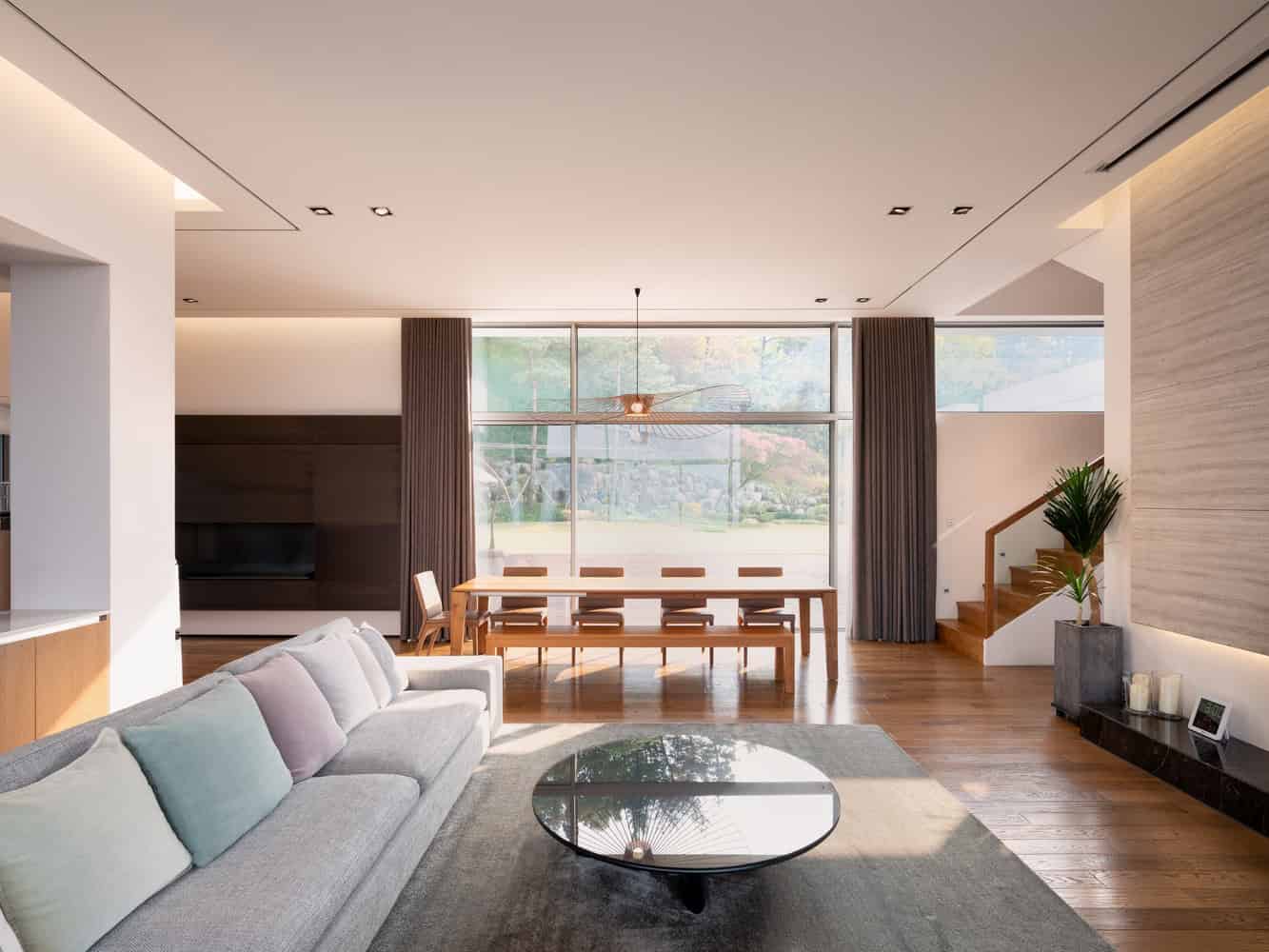 Yeoju Residence by YKH Associates in Yeoju-gun, South Korea Yeoju Residence by YKH Associates in Yeoju-gun, South Korea