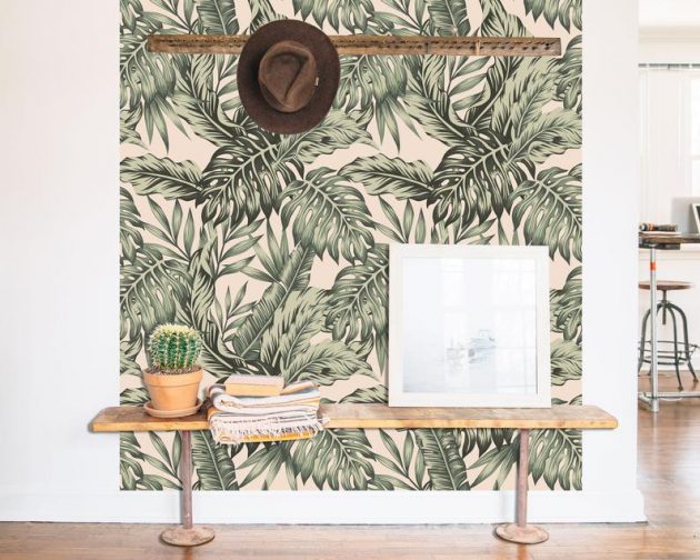 6 Patterned Wallpapers to Decorate the Entrance