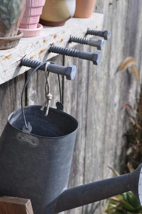 1. Big Bolt Hanging Rack 1. Big Bolt Hanging Rack