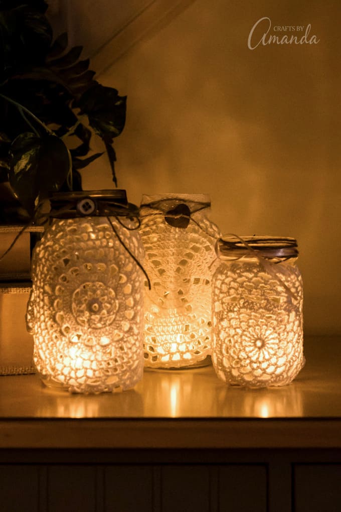 15 Brilliant DIY Mason Jar Projects To Craft This Spring