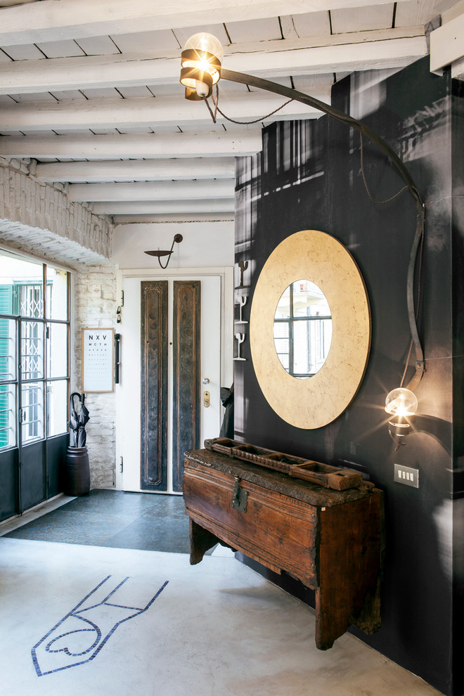 15 Interesting Industrial Entry Hall Designs Suitable For Lofts
