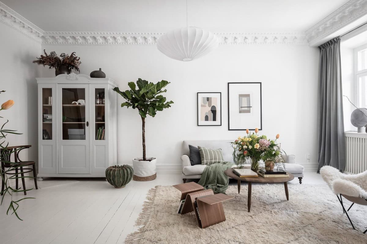 Colorful Decor with Fresh Flowers & Plants Colorful Decor with Fresh Flowers & Plants