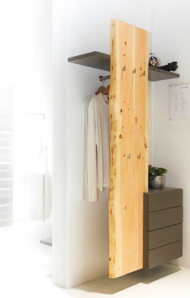 What are the Advantages of Having a Clothes Rack in Your Room? What are the Advantages of Having a Clothes Rack in Your Room?