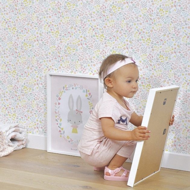10 Patterned Wallpapers for a Child's Room