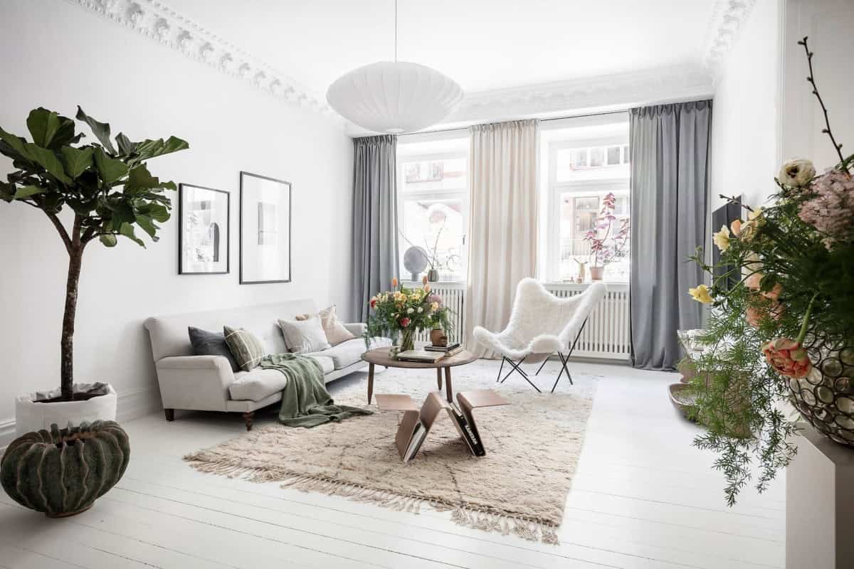 Colorful Decor with Fresh Flowers & Plants Colorful Decor with Fresh Flowers & Plants