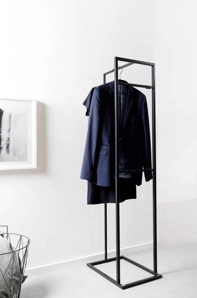 What are the Advantages of Having a Clothes Rack in Your Room? What are the Advantages of Having a Clothes Rack in Your Room?