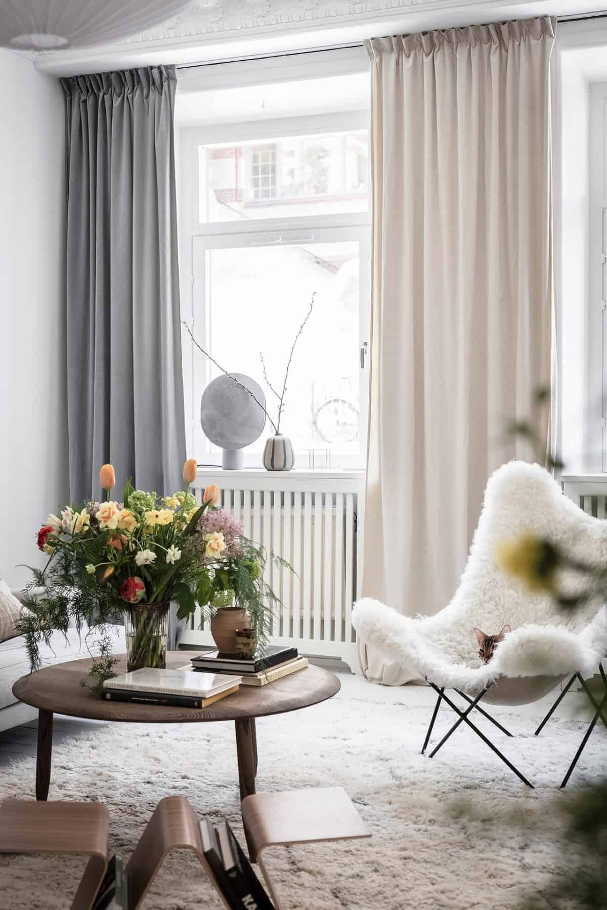 Colorful Decor with Fresh Flowers & Plants Colorful Decor with Fresh Flowers & Plants