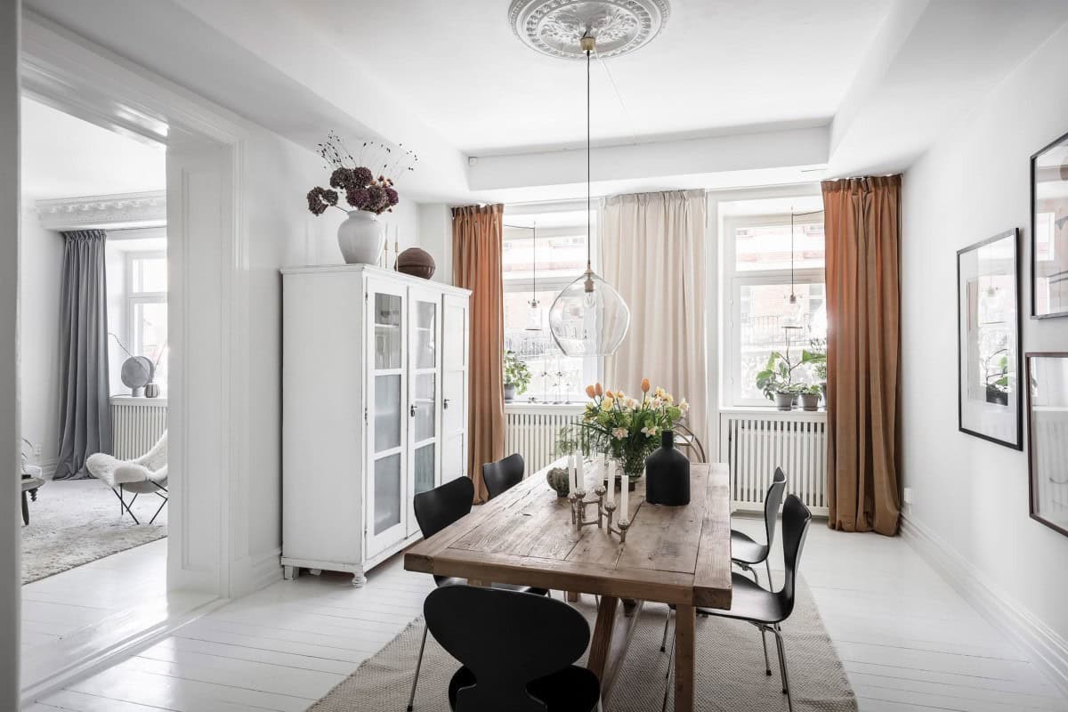 Colorful Decor with Fresh Flowers & Plants Colorful Decor with Fresh Flowers & Plants