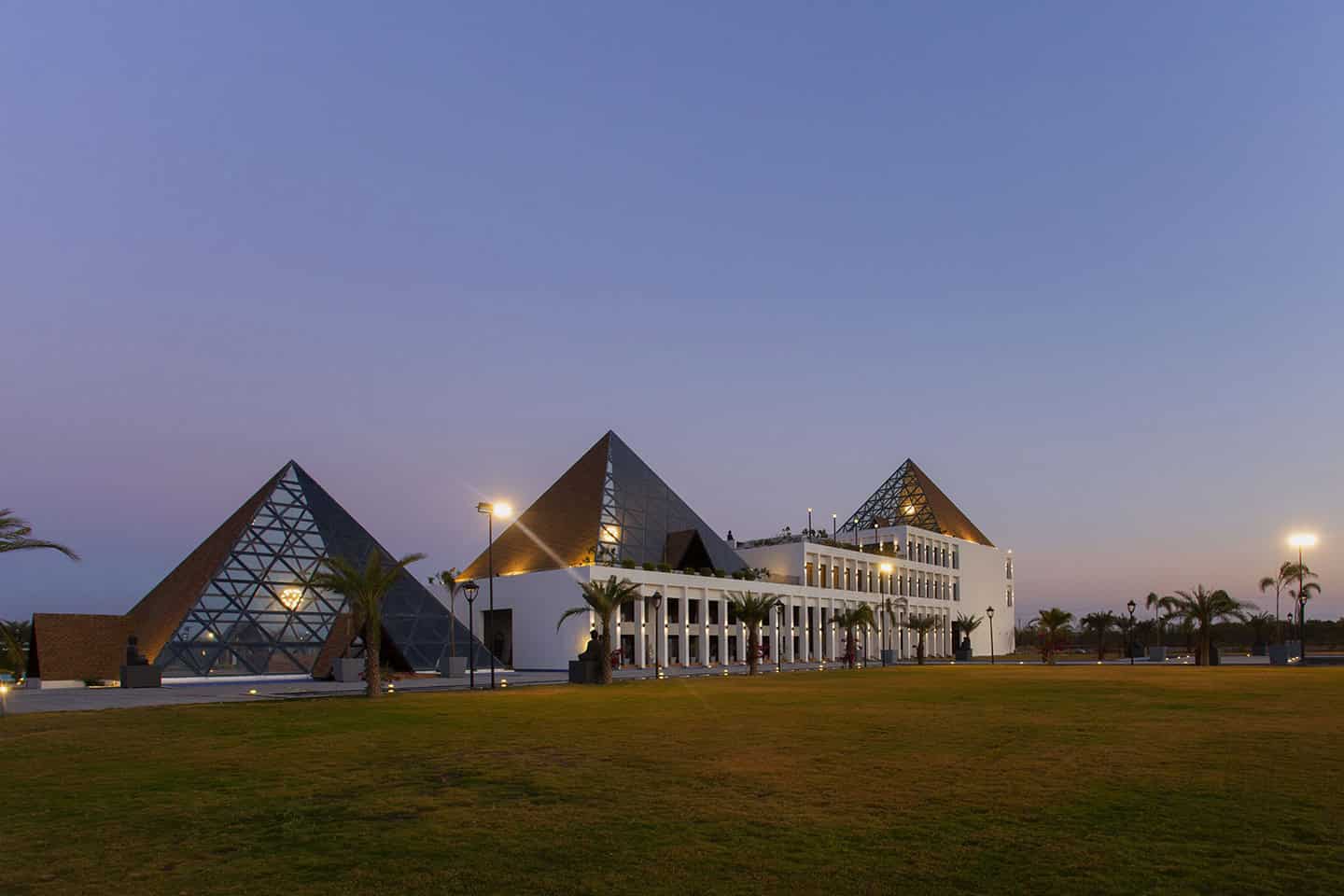 Aarya Club by Ishwar Gehi Architect in Rajkot, India Aarya Club by Ishwar Gehi Architect in Rajkot, India