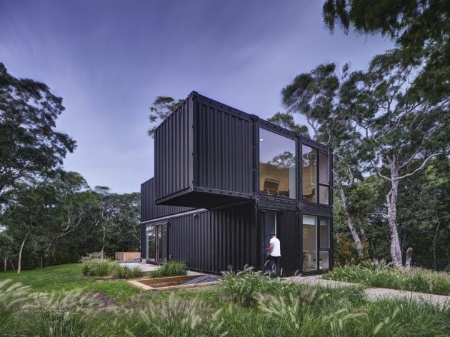 Amagansett Modular House by MB Architecture in Amagansett, New York