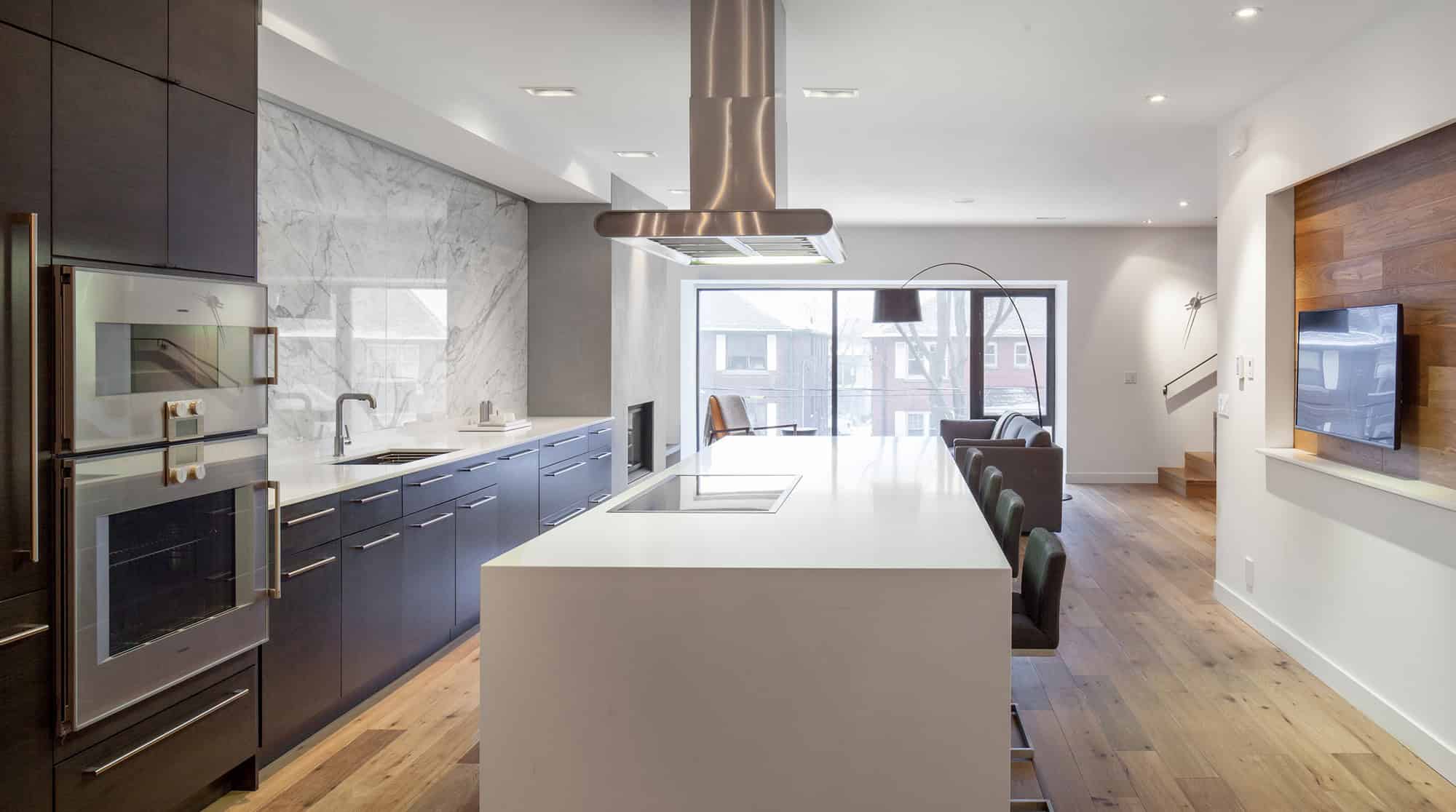 Mid-Town Triplex by Studio JCI in Toronto, Canada Mid-Town Triplex by Studio JCI in Toronto, Canada