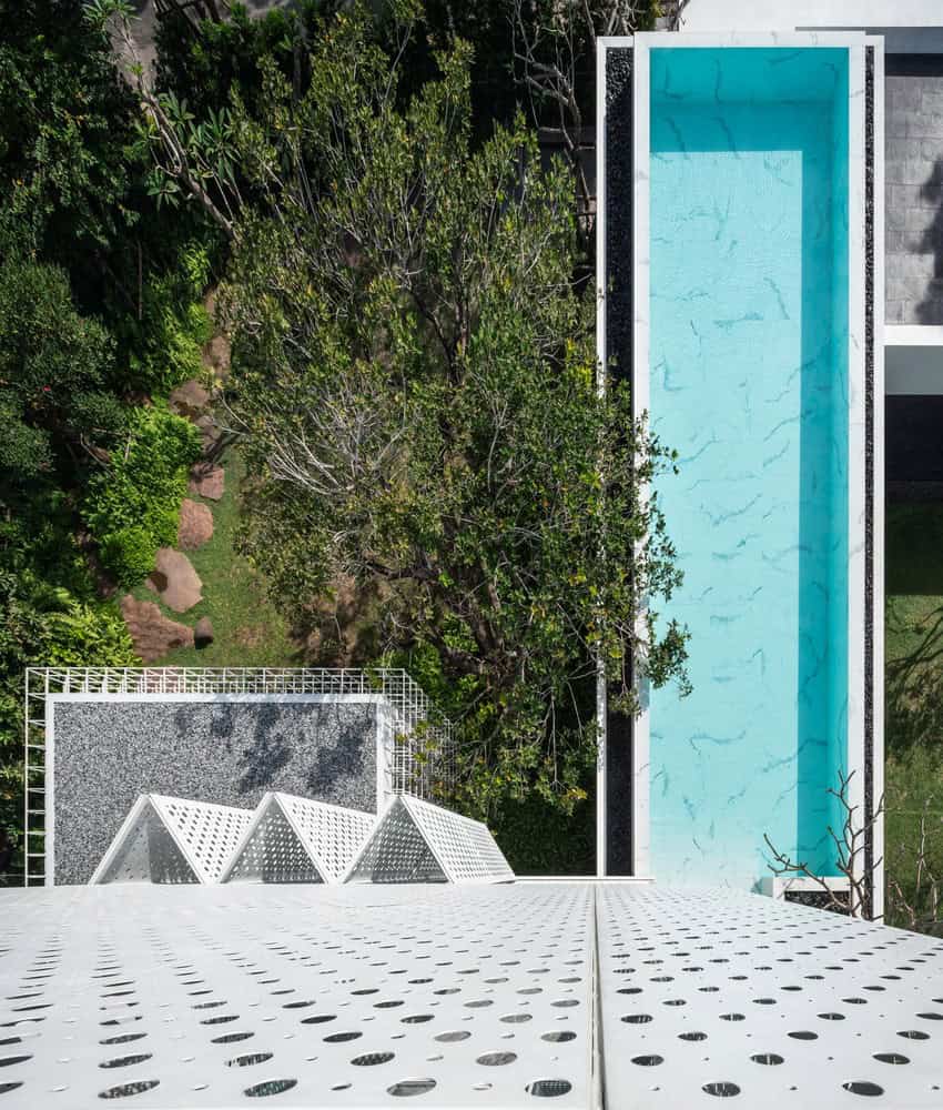 Shade House by Ayutt and Associates Design in Thailand Shade House by Ayutt and Associates Design in Thailand