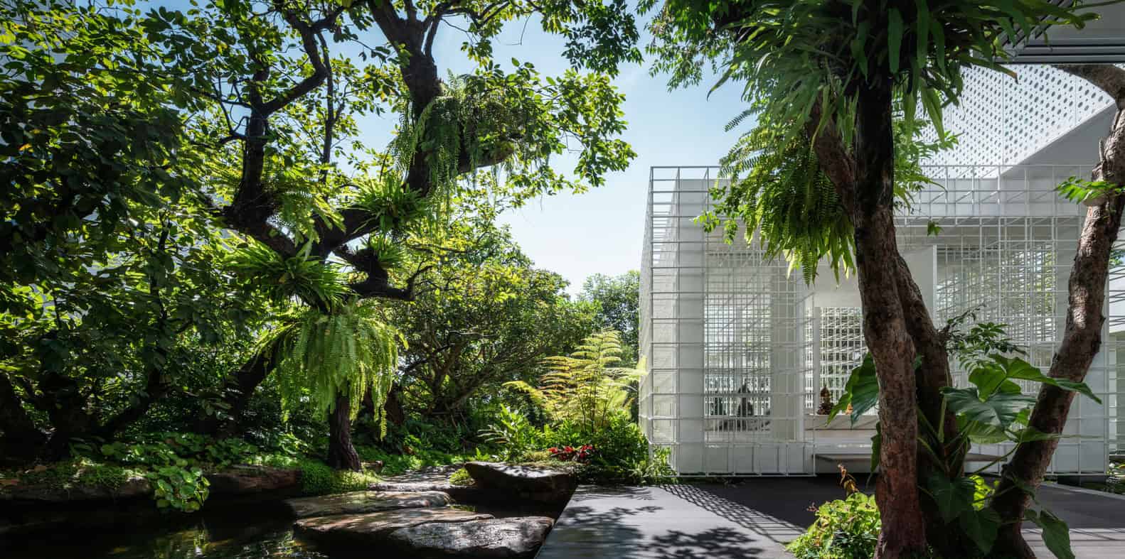 Shade House by Ayutt and Associates Design in Thailand Shade House by Ayutt and Associates Design in Thailand
