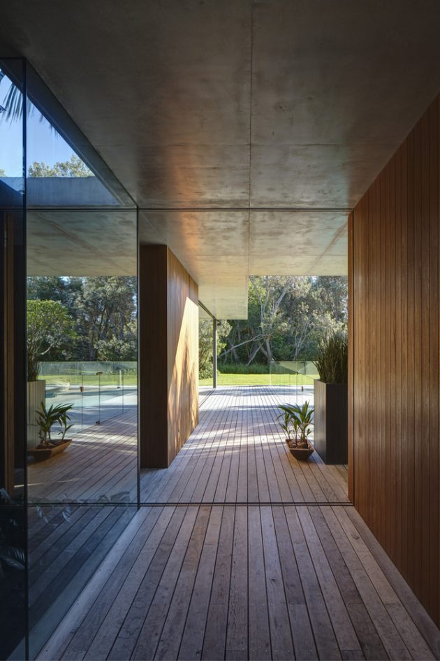 Sunrise House by MCK Architects in New South Wales, Australia