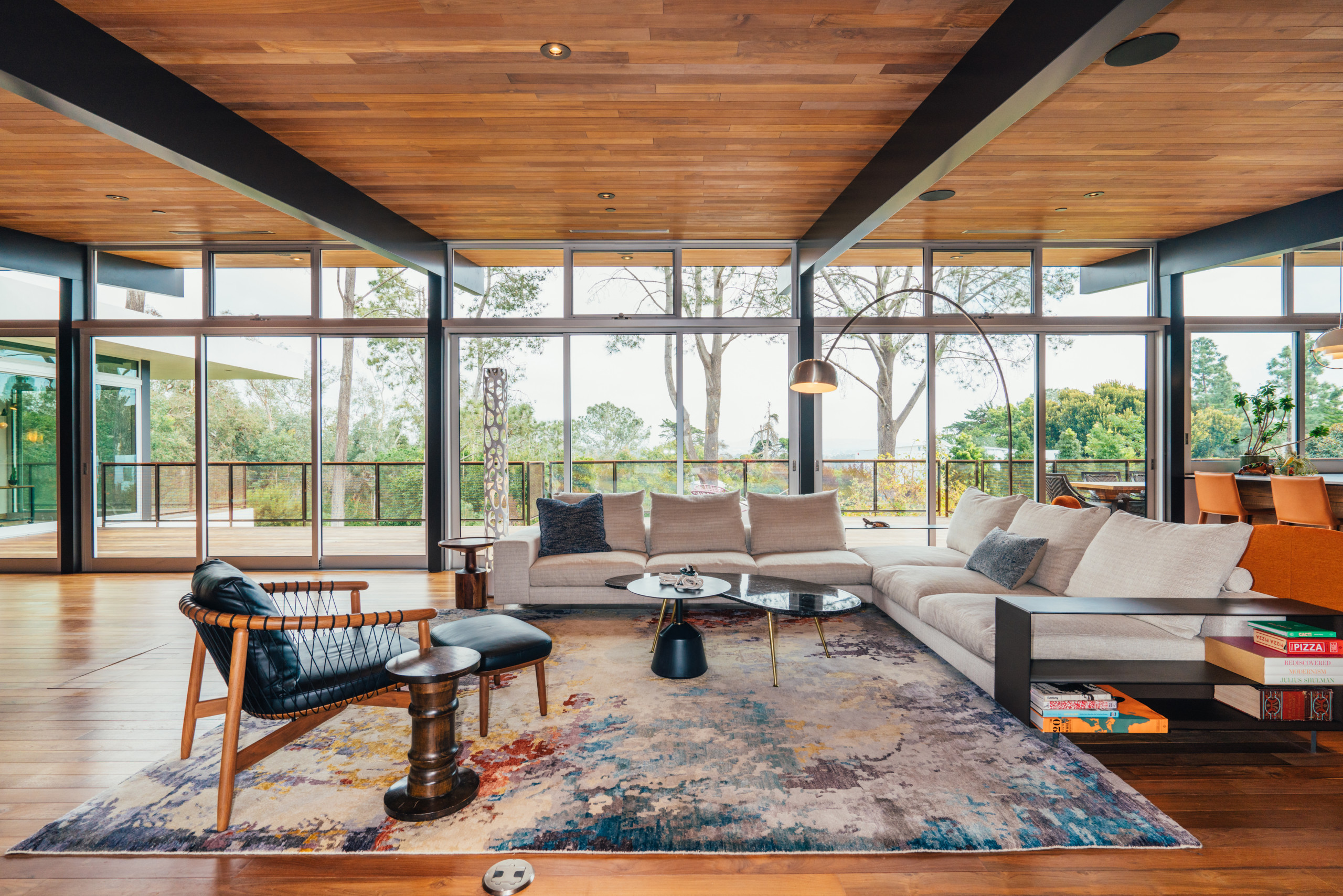 16 Divine Mid-Century Modern Living Room Designs You Will Fall In Love With