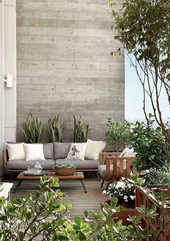 How to Choose the Perfect Sofa for Your Balcony