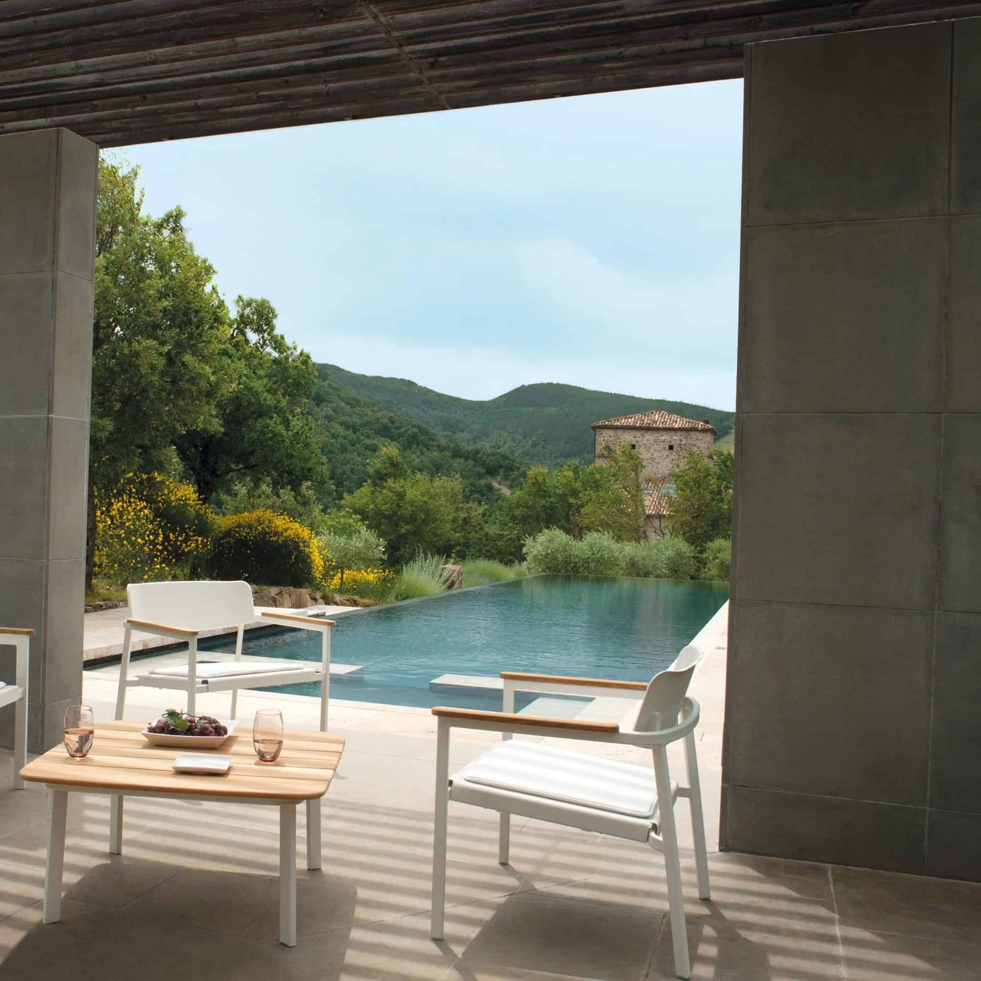 7 Stylish Armchairs for the Garden 7 Stylish Armchairs for the Garden