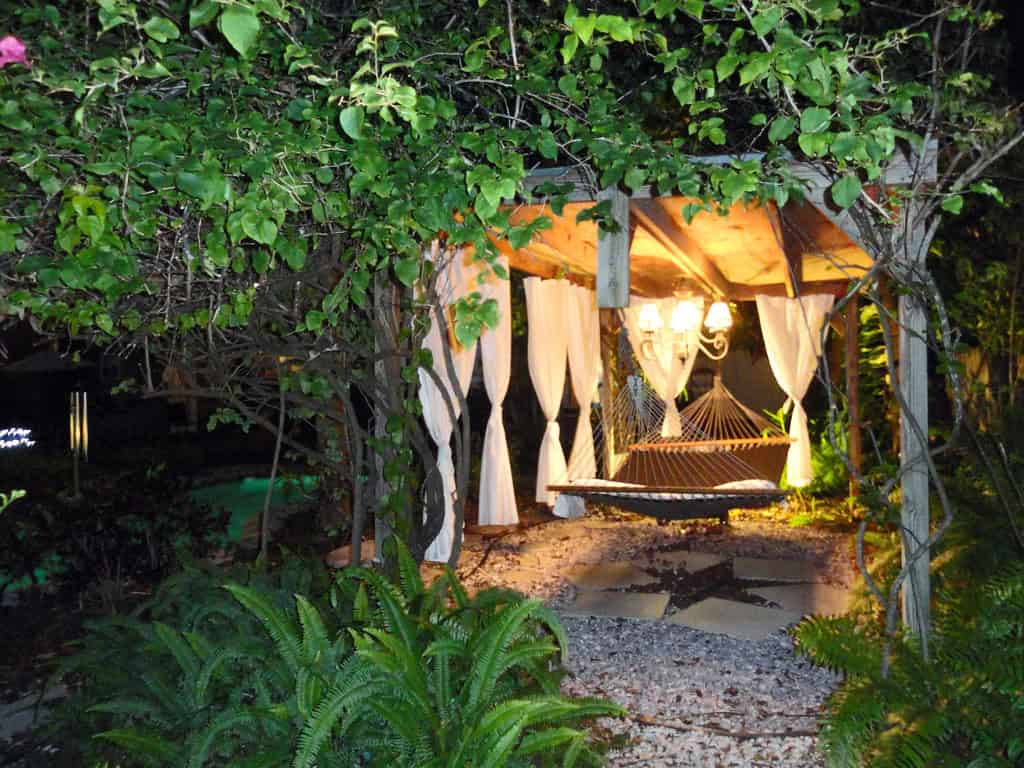 A Hammock for Your Summer Naps is the Ideal Relaxation Piece You Need! A Hammock for Your Summer Naps is the Ideal Relaxation Piece You Need!