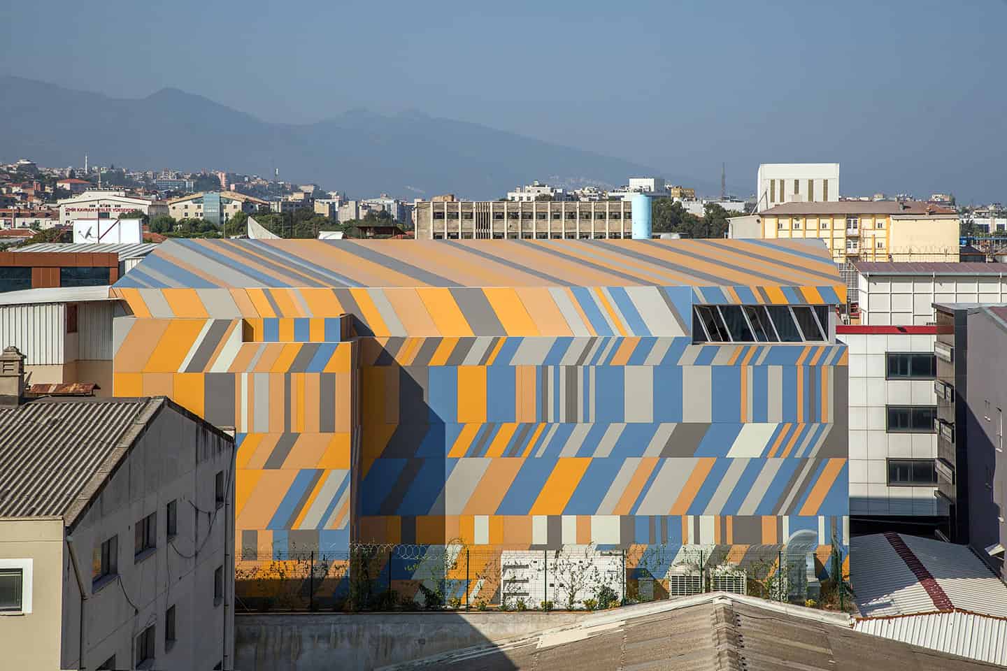 Irme Elektrik Headquarters by XL Architecture + Engineering Irme Elektrik Headquarters by XL Architecture + Engineering