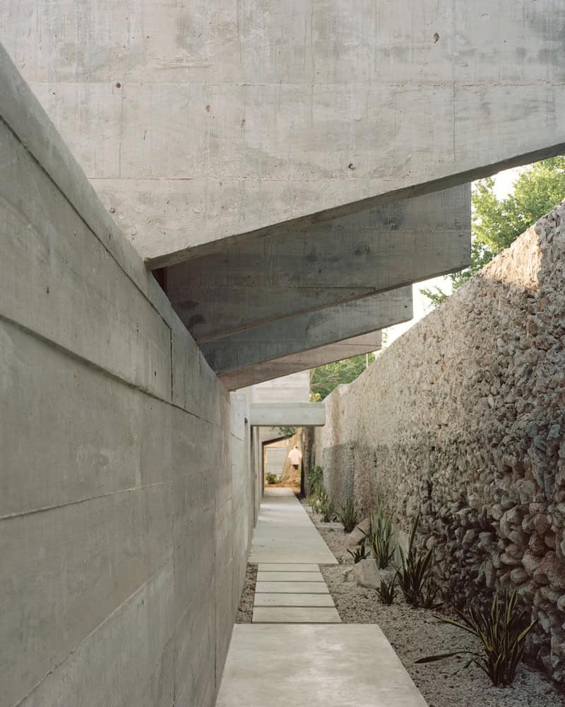 Merida House by Ludwig Godefroy Architecture in Merida, Mexico Merida House by Ludwig Godefroy Architecture in Merida, Mexico