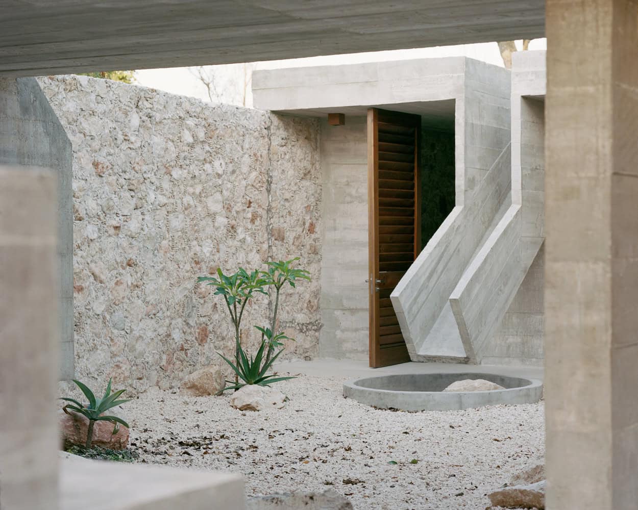 Merida House by Ludwig Godefroy Architecture in Merida, Mexico Merida House by Ludwig Godefroy Architecture in Merida, Mexico
