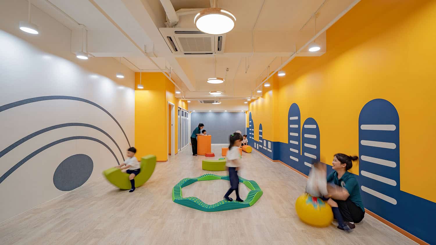 Pony Running Daycare Showroom by VMDPE Design in Shenzhen, China Pony Running Daycare Showroom by VMDPE Design in Shenzhen, China