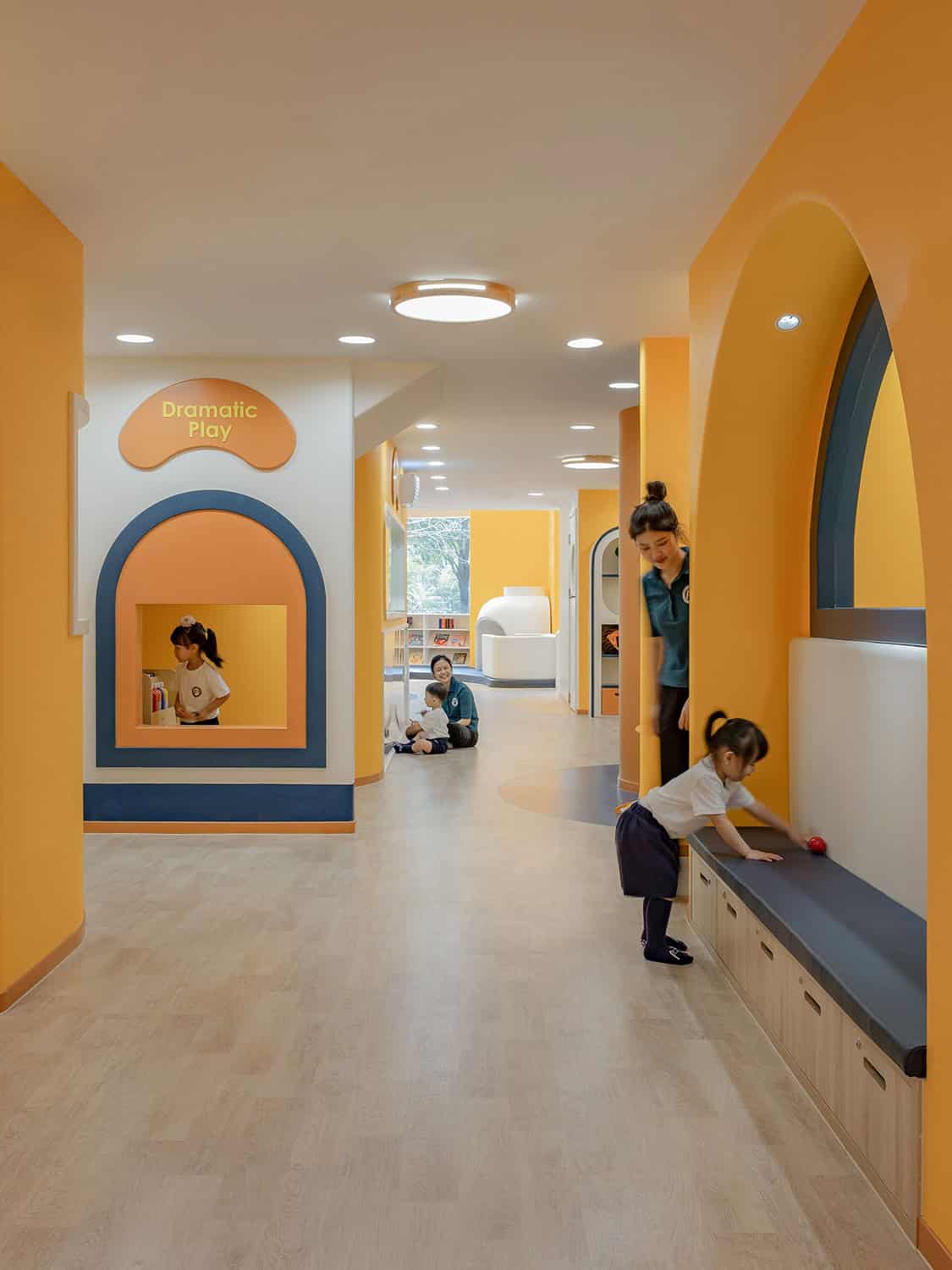 Pony Running Daycare Showroom by VMDPE Design in Shenzhen, China Pony Running Daycare Showroom by VMDPE Design in Shenzhen, China