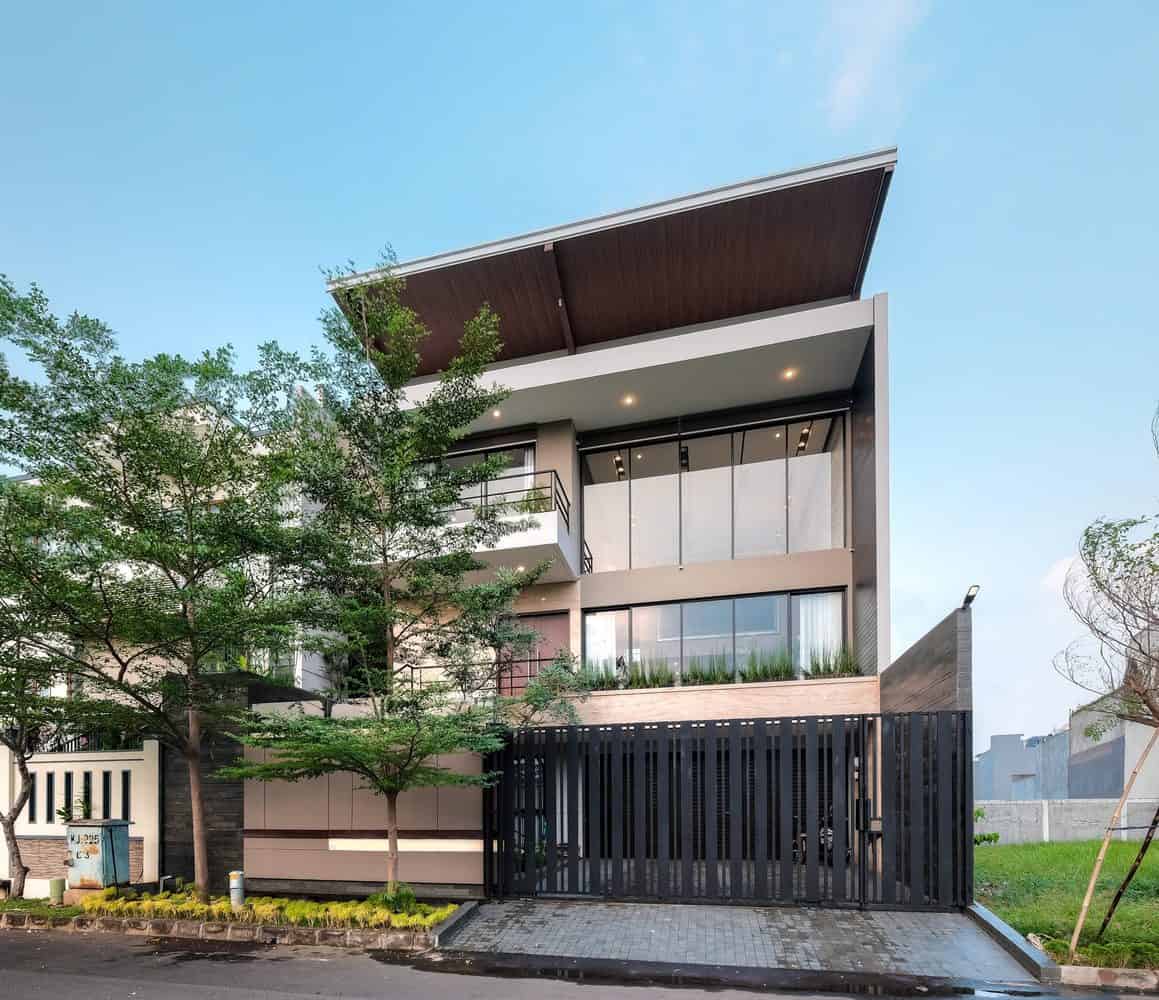 R+E House by DP+HS Architects: A Jakarta Family Home Built on Interlocking Spaces R+E House by DP+HS Architects: A Jakarta Family Home Built on Interlocking Spaces