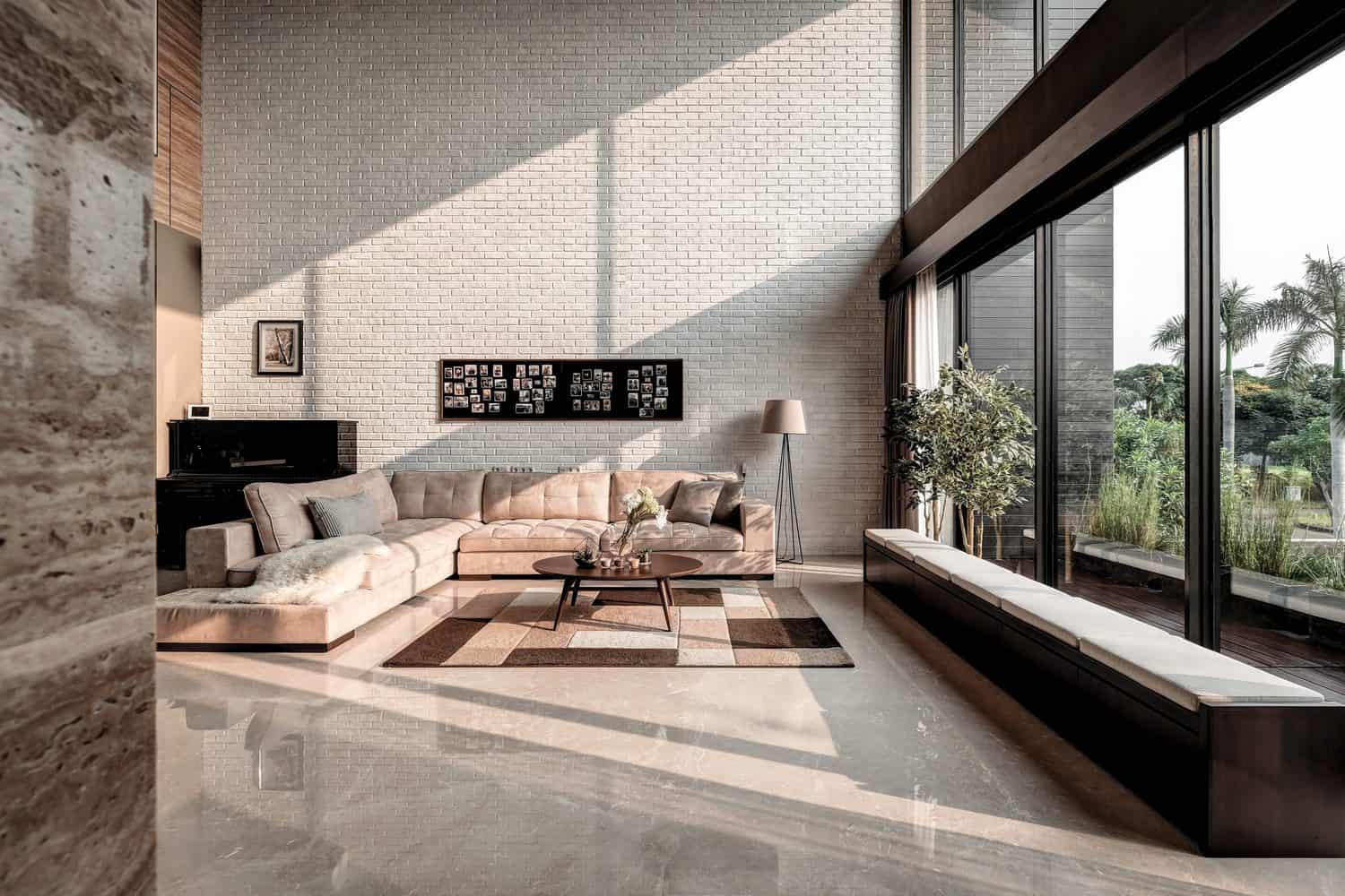 R+E House by DP+HS Architects: A Jakarta Family Home Built on Interlocking Spaces R+E House by DP+HS Architects: A Jakarta Family Home Built on Interlocking Spaces