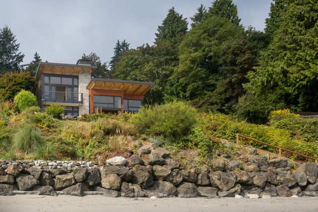 Seaview Escape by Coates Design Architects in Washington, USA