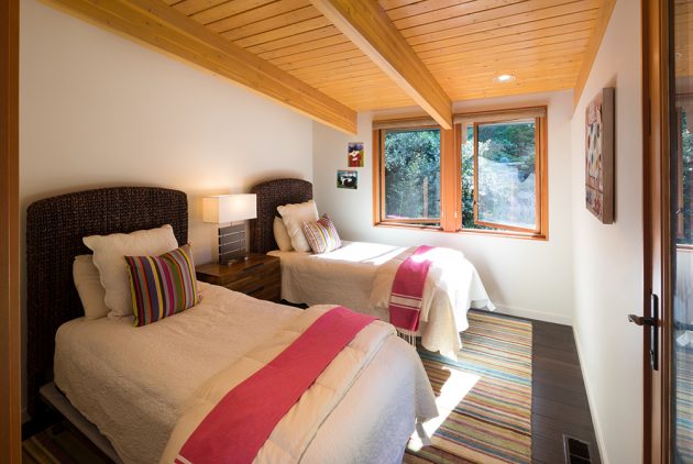Seaview Escape by Coates Design Architects in Washington, USA