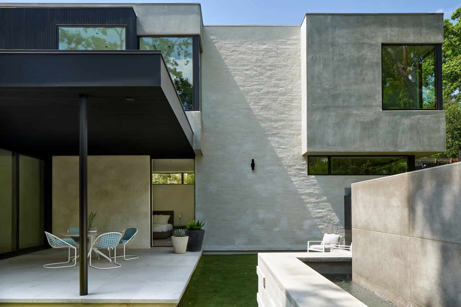 Skybox House by Dick Clark + Associates in Austin, Texas Skybox House by Dick Clark + Associates in Austin, Texas