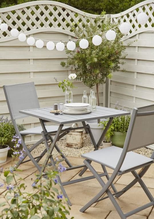 A Garden Furniture for the Balcony A Garden Furniture for the Balcony