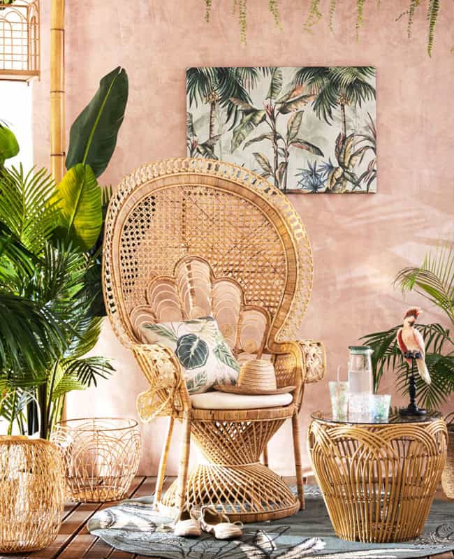 A Rattan Coffee Table for the Living Room A Rattan Coffee Table for the Living Room