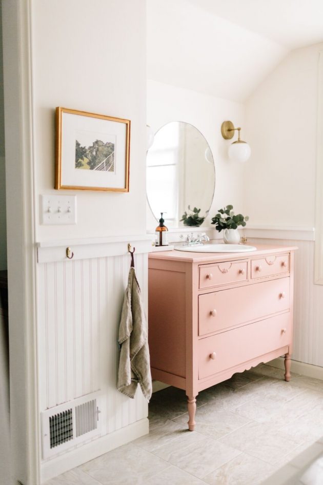 Color on the Bathroom Furniture - Yes or No?