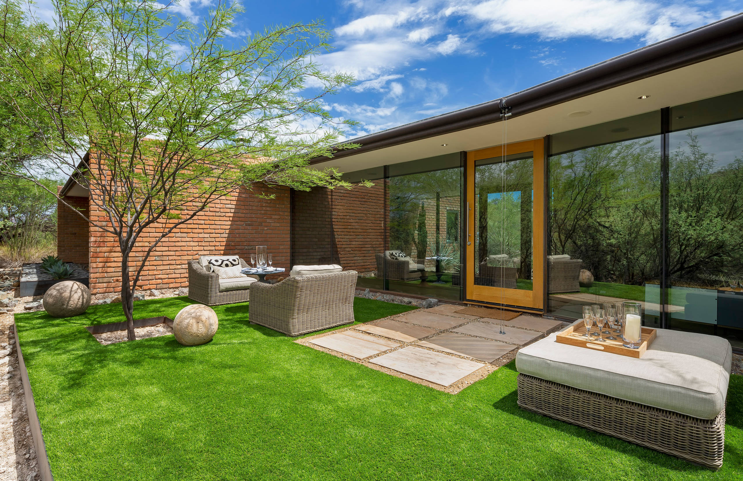 16 Mesmerizing Mid-Century Modern Landscape Designs You Will Adore