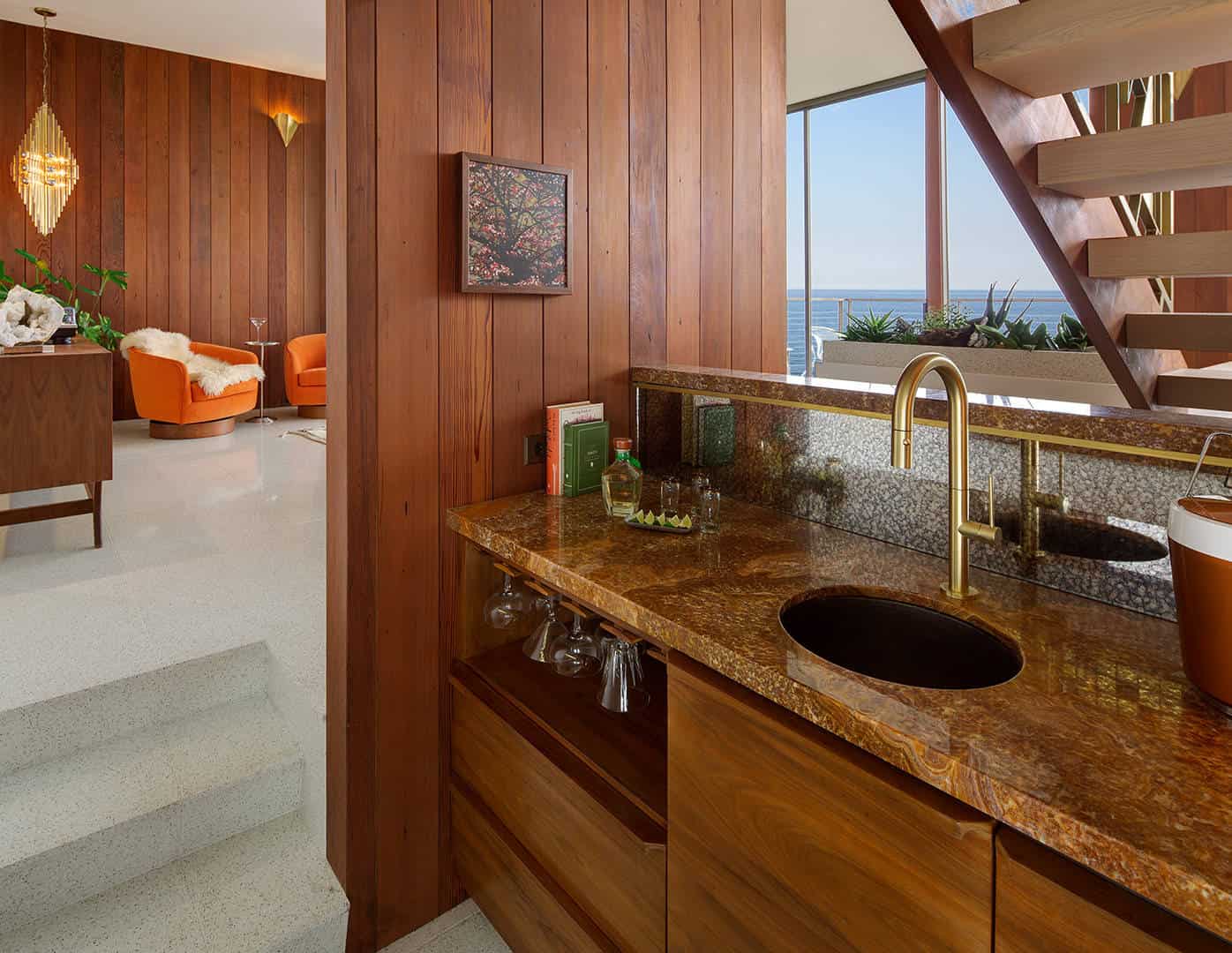 16 Stylish Mid-Century Modern Home Bar Designs That Abound With Elegance