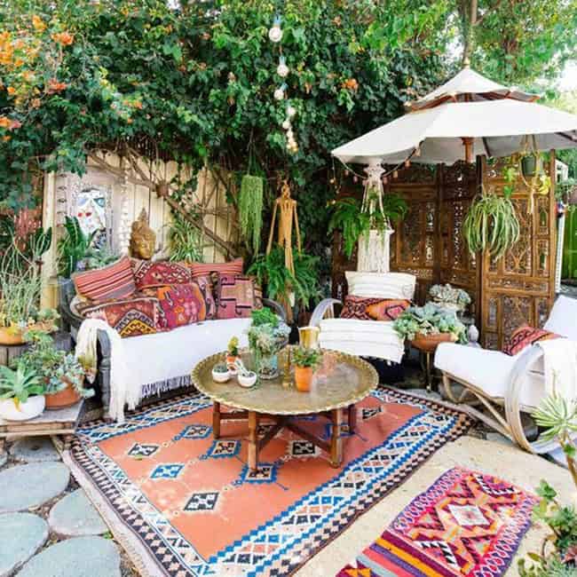 A Bohemian Decor on Your Terrace