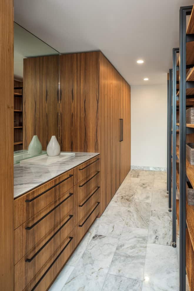 20 Practically Elegant Mid-Century Modern Closet Designs 20 Practically Elegant Mid-Century Modern Closet Designs