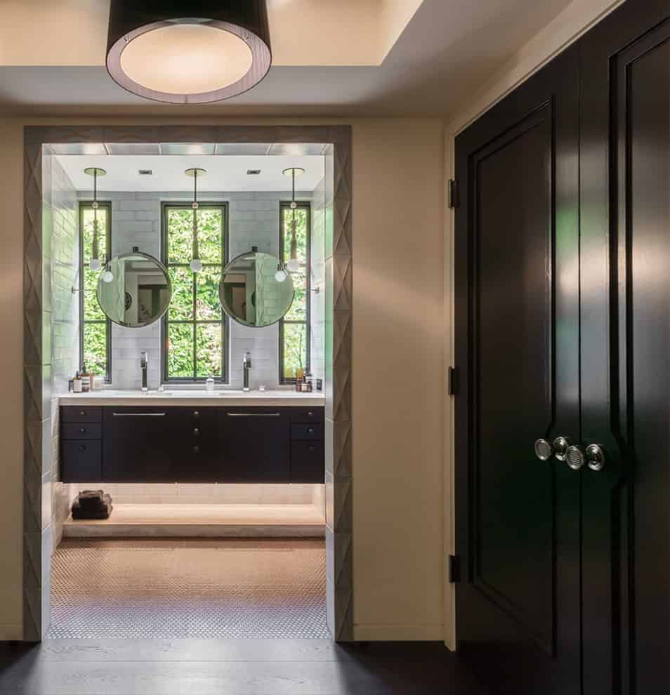 20 Practically Elegant Mid-Century Modern Closet Designs 20 Practically Elegant Mid-Century Modern Closet Designs