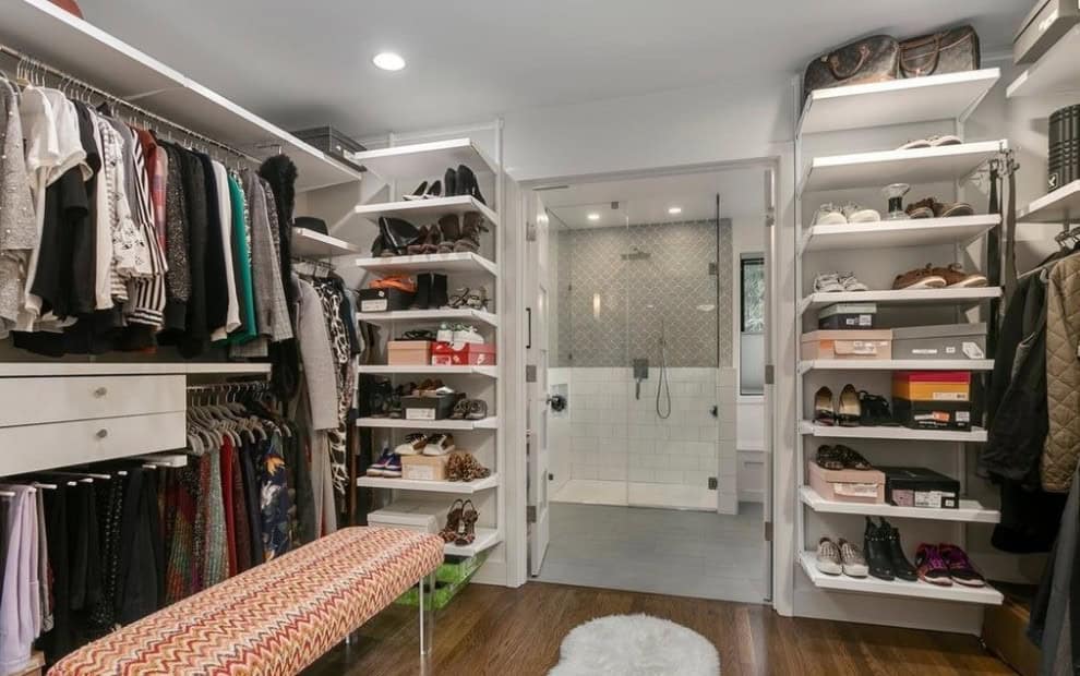 20 Practically Elegant Mid-Century Modern Closet Designs 20 Practically Elegant Mid-Century Modern Closet Designs