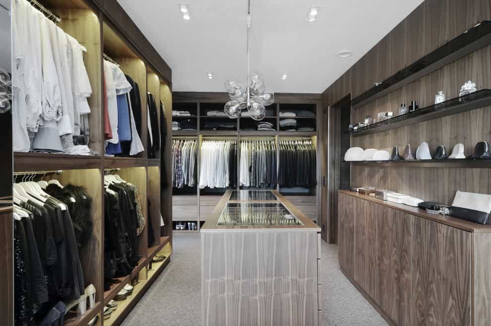 20 Practically Elegant Mid-Century Modern Closet Designs 20 Practically Elegant Mid-Century Modern Closet Designs