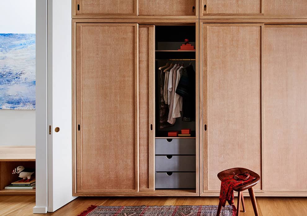 20 Practically Elegant Mid-Century Modern Closet Designs 20 Practically Elegant Mid-Century Modern Closet Designs