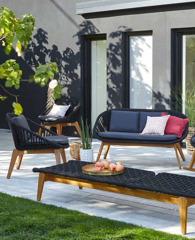 A Modern Garden Furniture for the Summer A Modern Garden Furniture for the Summer