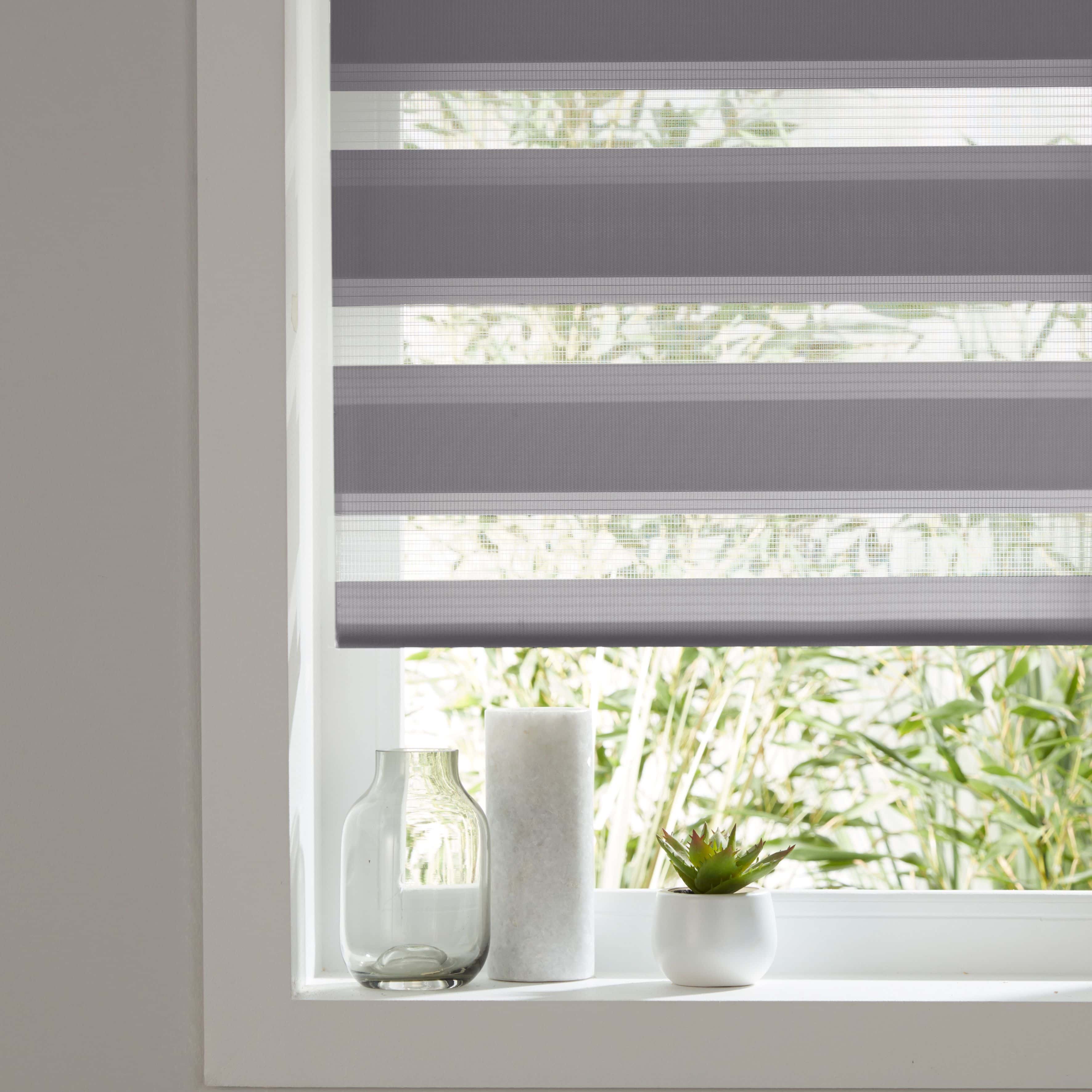 Which Blinds for Your Living Room? Which Blinds for Your Living Room?